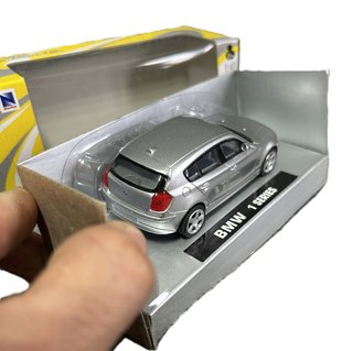 Modellino BMW Serie 1 Series E87 E 87 1/43 New Ray