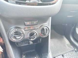 Peugeot 208 2016