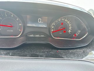Peugeot 208 2016