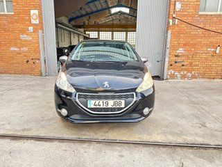 Peugeot 208 2016