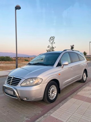 SsangYong Rodius 2010