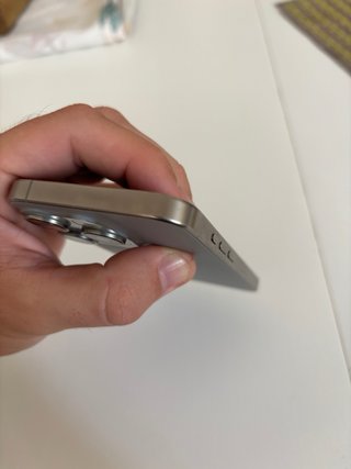 iPhone 15 Pro, Batería 100%