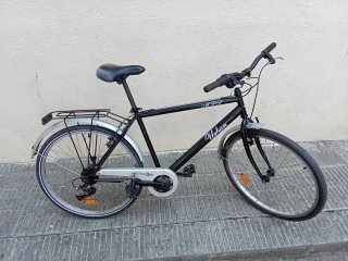 BICICLETA PASEO. RUEDAS 26 PULGADAS.