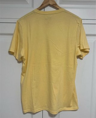 Camiseta Hollister Amarilla