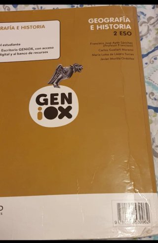 Se vende libros de 2  ESO del colegio SAFA BURGOS
