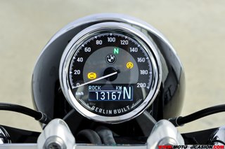 BMW R 18