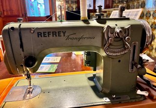 Máquina de coser Refrey Transforma eléctrica