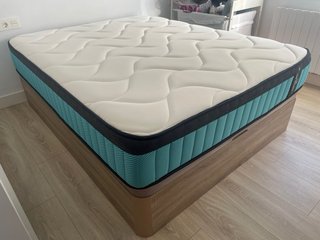Canapé y Colchón 150x190cm (Como Nuevo)