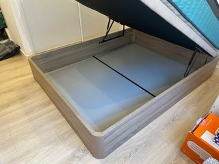 Canapé y Colchón 150x190cm (Como Nuevo)