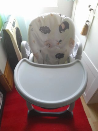 Silla de comer para bebé con estampado