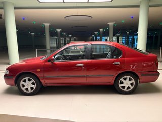 Nissan Primera 1999