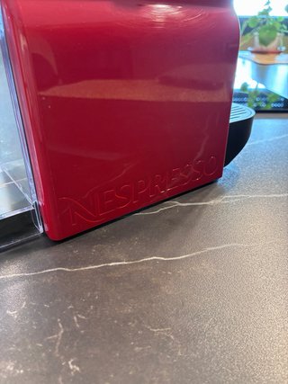 Cafetera Nespresso Krups Roja