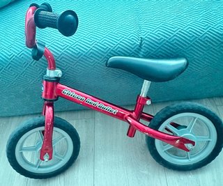 Bicicleta de equilibrio roja Chicco