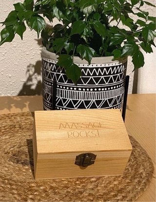 Piedras masaje naturales nuevas con caja