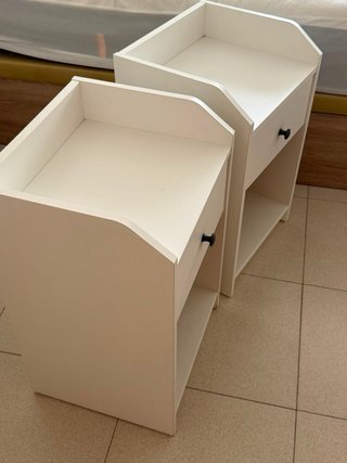 Conjunto 2 Mesitas de Noche Blancas