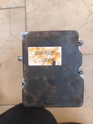 Centralina ABS Audi A6 8E0910517B018