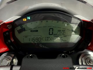 DUCATI MONSTER 821