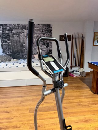 Elíptica BH Fitness Quick Gimnasio Casa