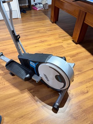 Elíptica BH Fitness Quick Gimnasio Casa