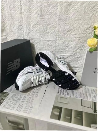 New Balance 530 Blanco Plata Marino T40.5