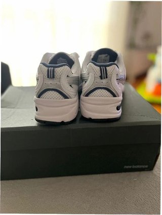 New Balance 530 Talla 36 Blanco Plata