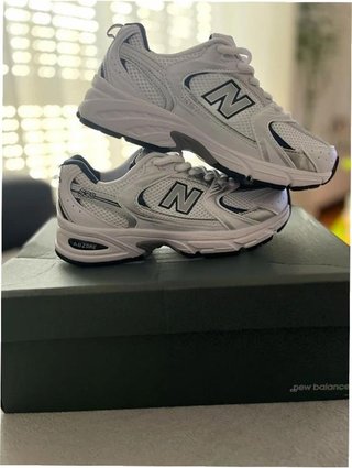 New Balance 530 Talla 36 Blanco Plata