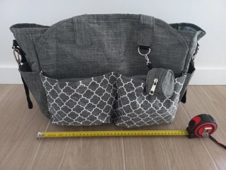 Bolso bebé / silleta gris con estampado