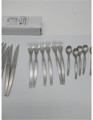 Lou Laguiole 24 Cubiertos de Mesa para 6 Personas - Acero Inoxidable Vintage