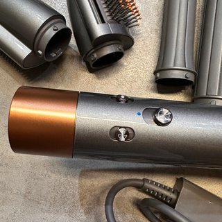 Dyson Airwrap Piastra e Accessori