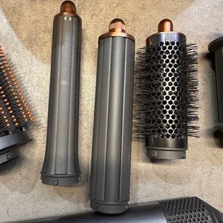 Dyson Airwrap Piastra e Accessori