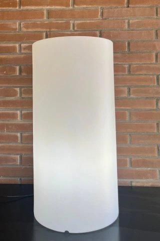 Lámpara de pie exterior blanca