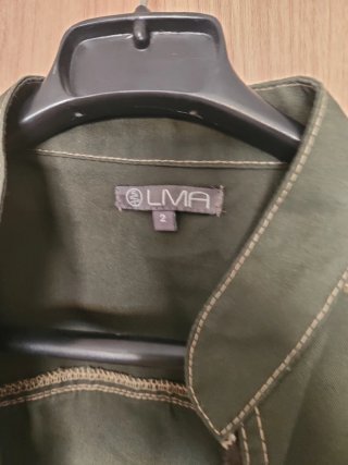 Mono de trabajo verde militar