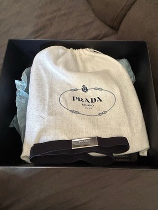 Borsa Prada Re Edition 2005