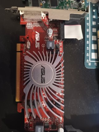 Lotto 5 schede video PCI-e + 3 rotte