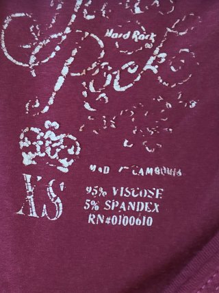 T-shirt Hard Rock Cafe bordeaux con cut-out