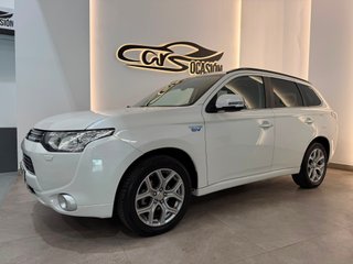 Mitsubishi Outlander 2015