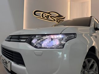 Mitsubishi Outlander 2015