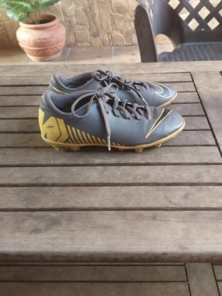Botas de fútbol Nike Mercurial Talla 32