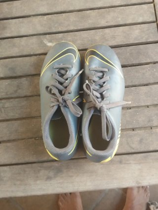 Botas de fútbol Nike Mercurial Talla 32
