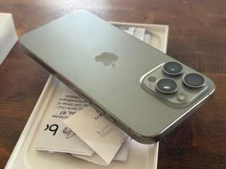 iPhone 15 Pro Max 256GB Plata