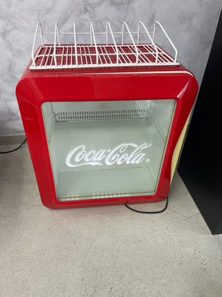 Nevera Coca-Cola Roja
