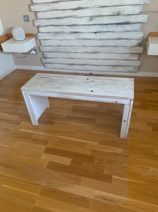 Banco de madera rústico blanco
