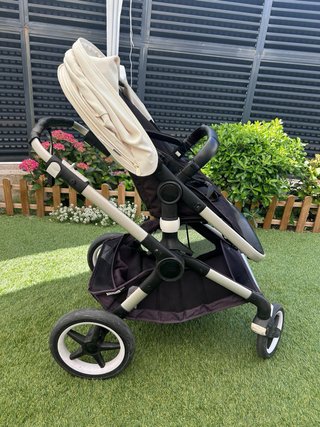 Carrito Bugaboo Fox 2 con capazo y silla