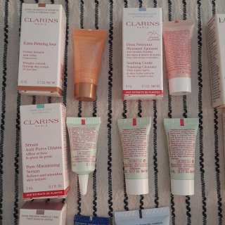 Lote de 17 cremas Clarins, Clinique, Lancome, etc.