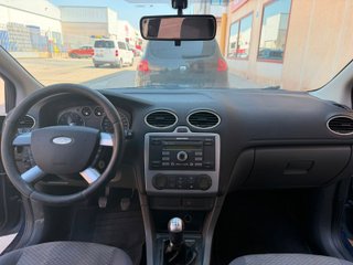 Ford Focus 2005 1.6 Trend