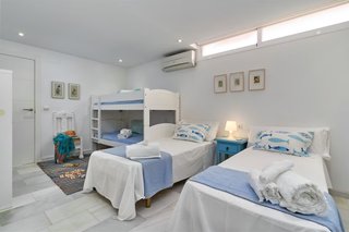 Casa de vacaciones cerca de la playa con 4 terraza