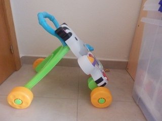 Correpasillos Fisher‑Price Zebra, como nuevo