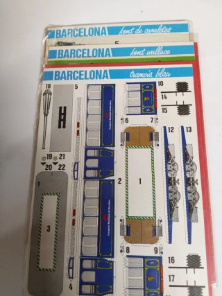 4 Postales Recortables Barcelona