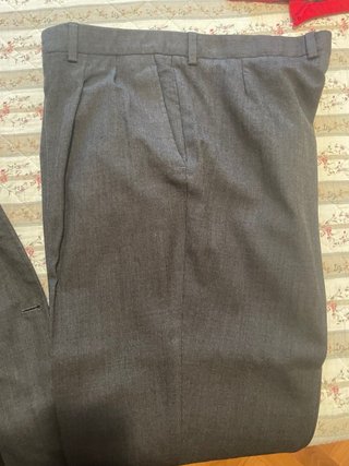 Traje de hombre gris