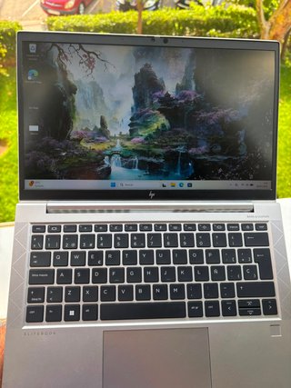 Portátil HP i5 10Gen 16GB RAM Plata